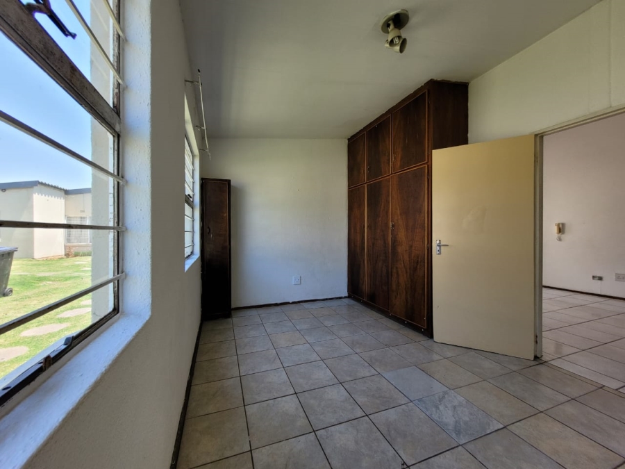 2 Bedroom Property for Sale in Florida Gauteng