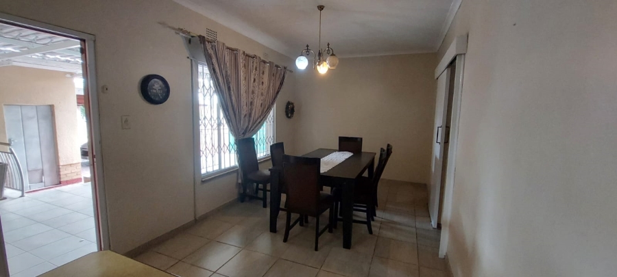 To Let 4 Bedroom Property for Rent in Verwoerdpark Gauteng