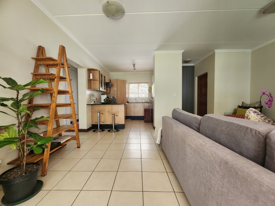 2 Bedroom Property for Sale in Lonehill Gauteng