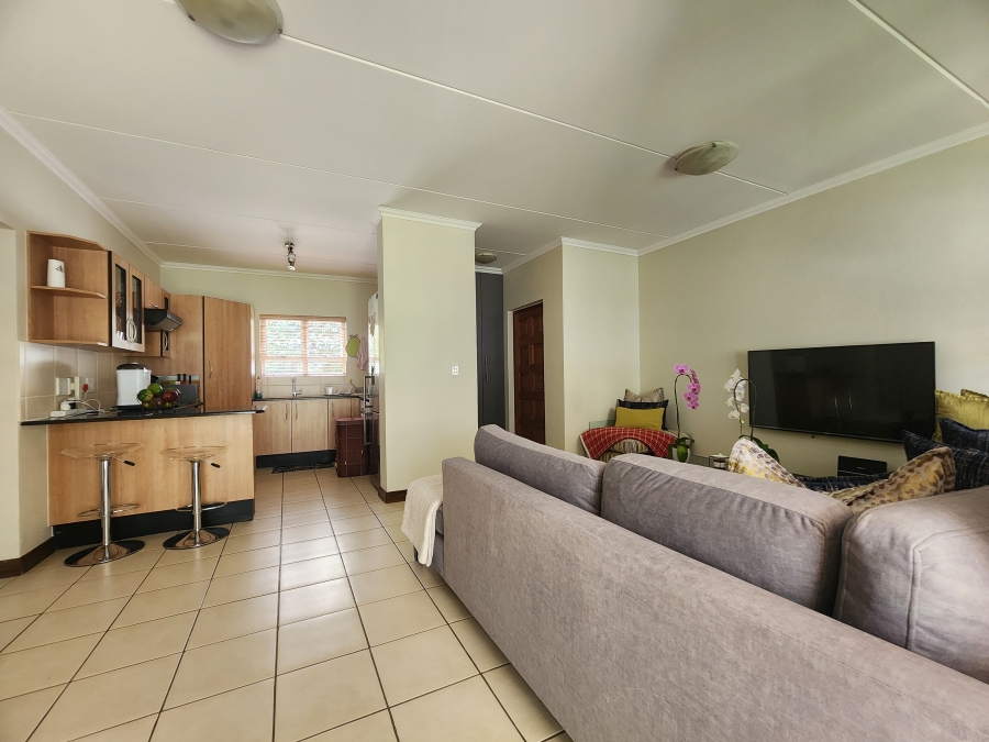 2 Bedroom Property for Sale in Lonehill Gauteng