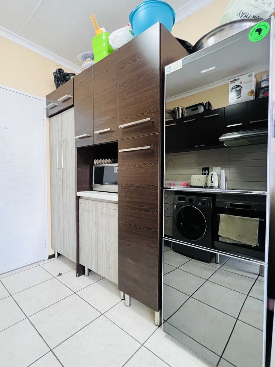 2 Bedroom Property for Sale in North Riding Gauteng