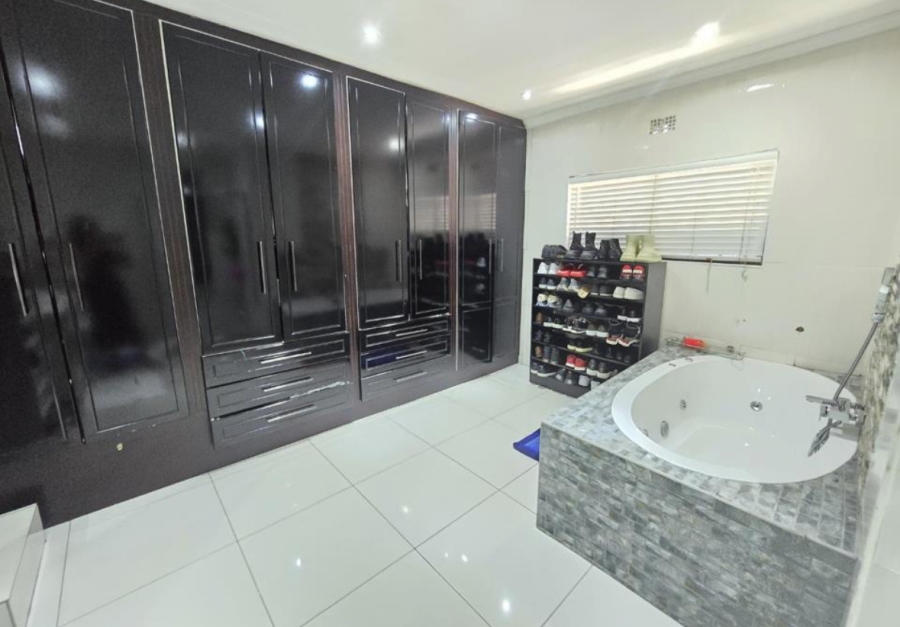 3 Bedroom Property for Sale in Florentia Gauteng