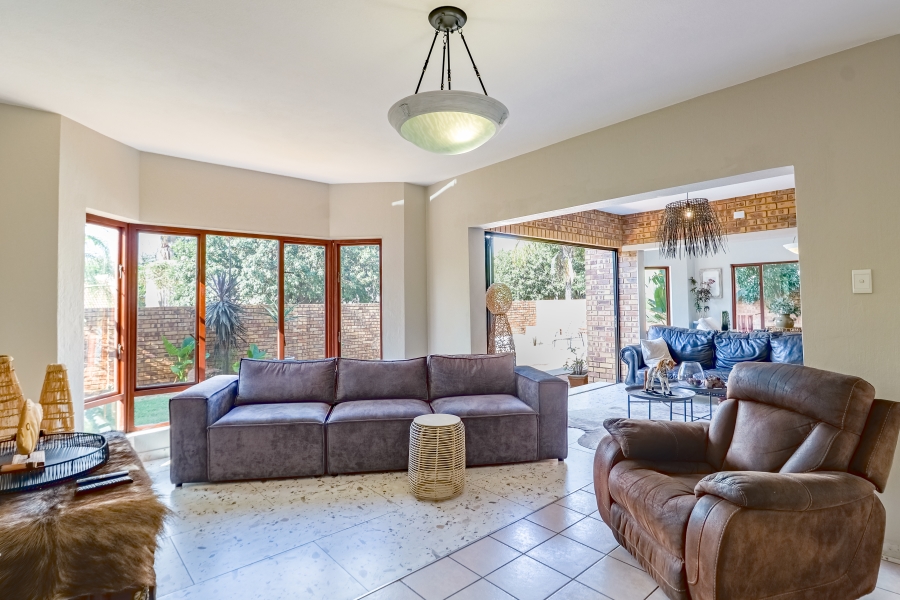 3 Bedroom Property for Sale in Silver Lakes Golf Estate Gauteng