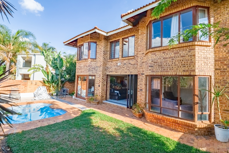3 Bedroom Property for Sale in Silver Lakes Golf Estate Gauteng