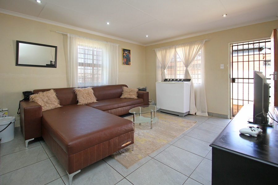 3 Bedroom Property for Sale in Mindalore Gauteng