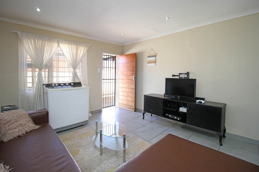 3 Bedroom Property for Sale in Mindalore Gauteng