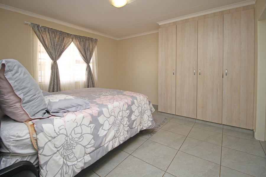 3 Bedroom Property for Sale in Mindalore Gauteng