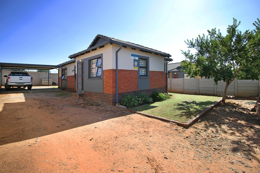 3 Bedroom Property for Sale in Mindalore Gauteng