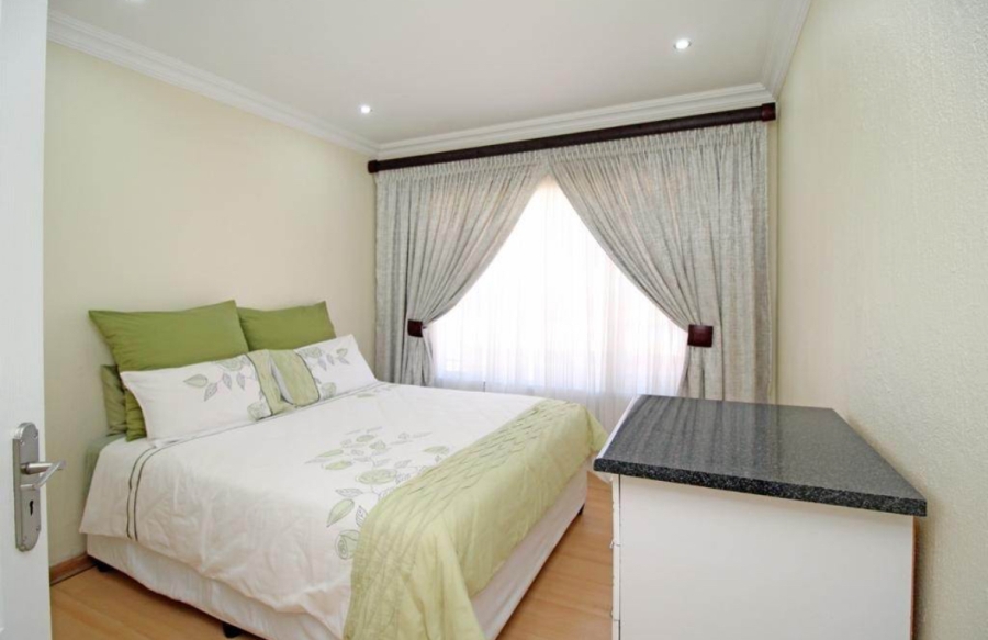 3 Bedroom Property for Sale in Verwoerdpark Gauteng