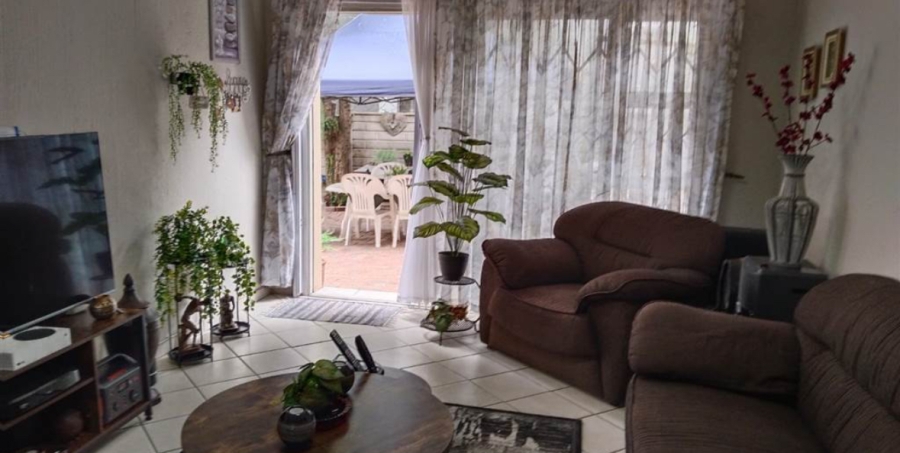 2 Bedroom Property for Sale in Verwoerdpark Gauteng