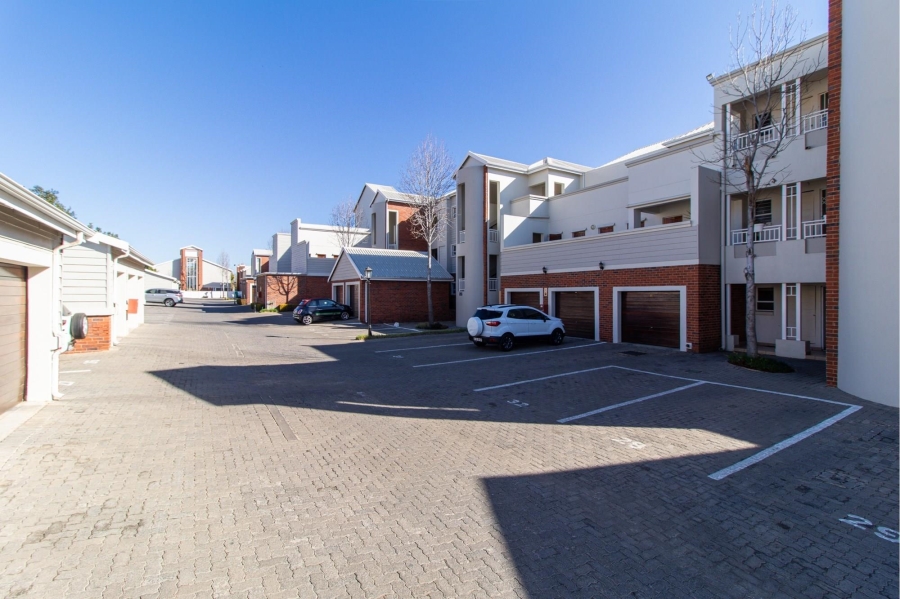 3 Bedroom Property for Sale in Greenstone Hill Gauteng