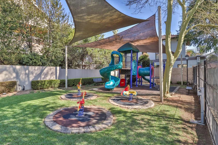 3 Bedroom Property for Sale in Greenstone Hill Gauteng