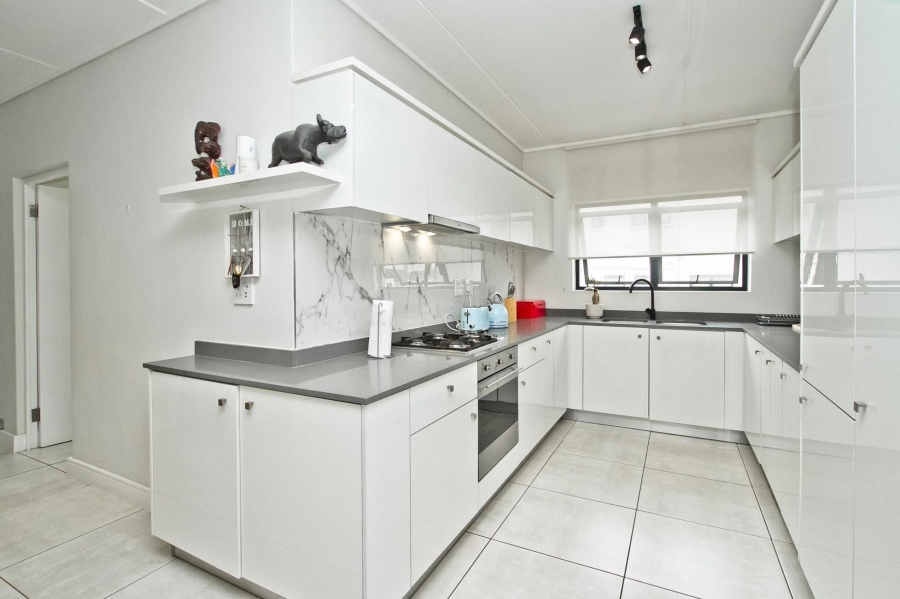 3 Bedroom Property for Sale in The Polofields Gauteng