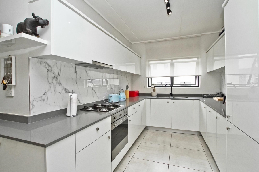 3 Bedroom Property for Sale in The Polofields Gauteng