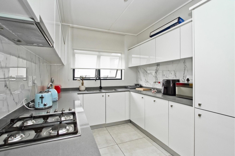 3 Bedroom Property for Sale in The Polofields Gauteng