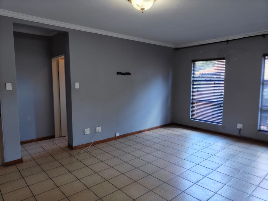 To Let 3 Bedroom Property for Rent in Three Rivers Gauteng