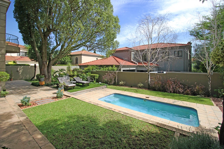 3 Bedroom Property for Sale in Lonehill Gauteng