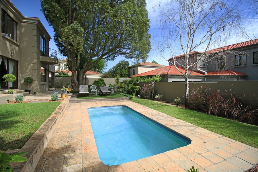 3 Bedroom Property for Sale in Lonehill Gauteng