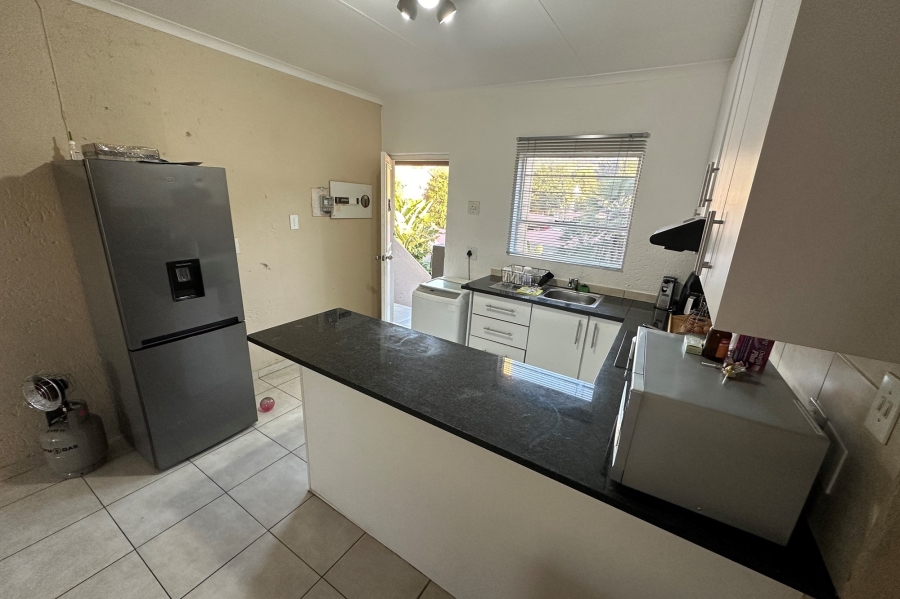 3 Bedroom Property for Sale in Allens Nek Gauteng