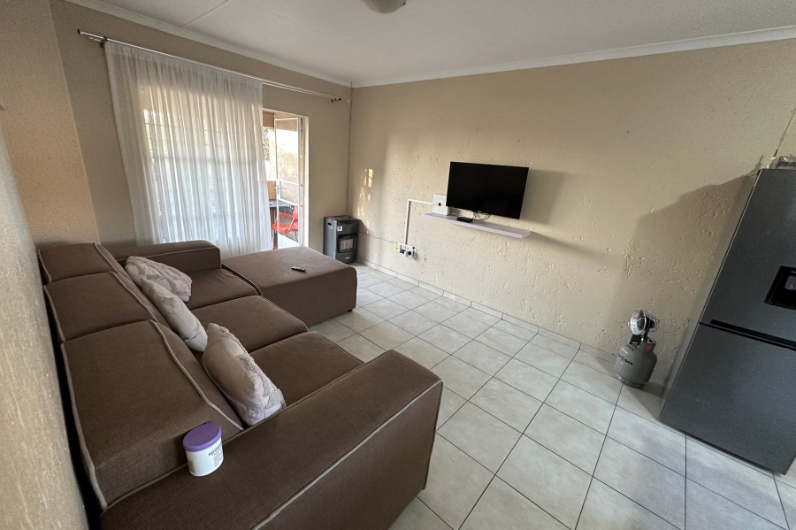 3 Bedroom Property for Sale in Allens Nek Gauteng