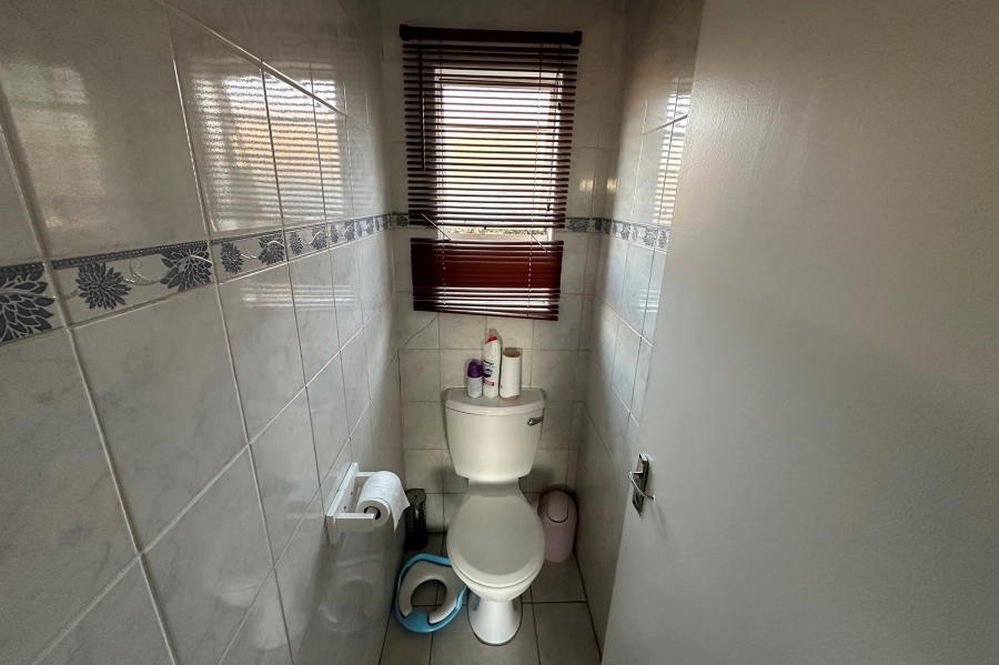 3 Bedroom Property for Sale in Allens Nek Gauteng