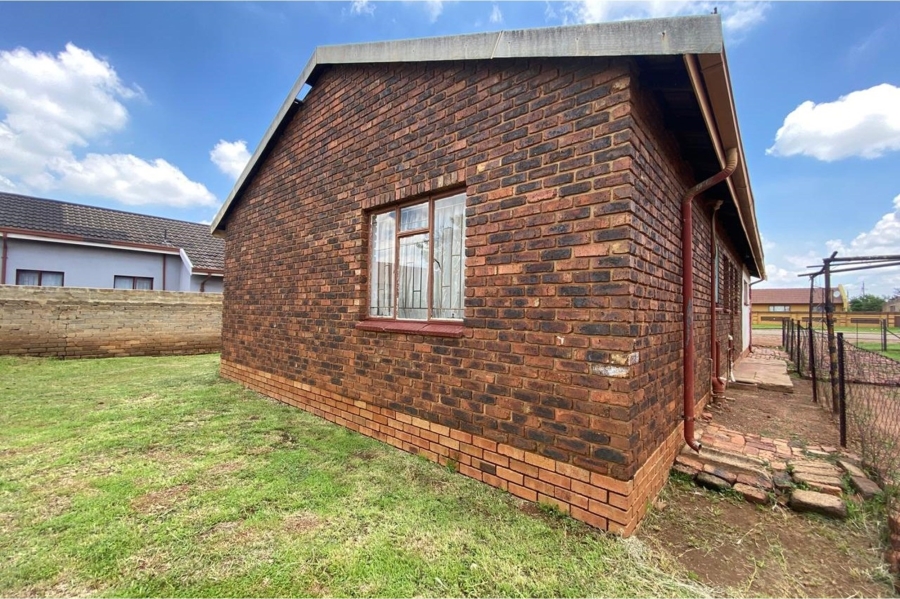 3 Bedroom Property for Sale in Sebokeng Zone 10 Gauteng