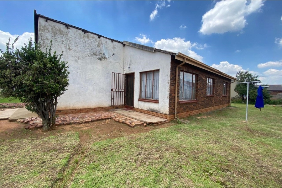 3 Bedroom Property for Sale in Sebokeng Zone 10 Gauteng