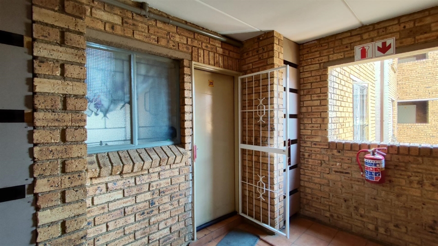 2 Bedroom Property for Sale in Birchleigh Gauteng