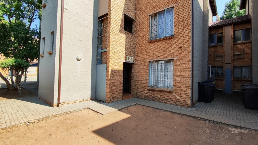 2 Bedroom Property for Sale in Birchleigh Gauteng