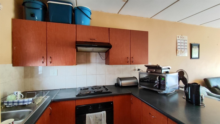 2 Bedroom Property for Sale in Birchleigh Gauteng