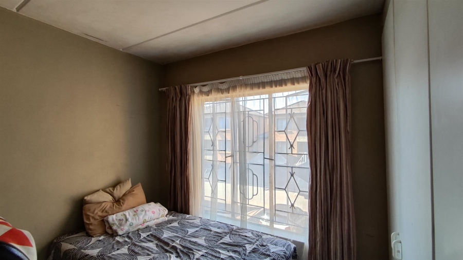 2 Bedroom Property for Sale in Birchleigh Gauteng