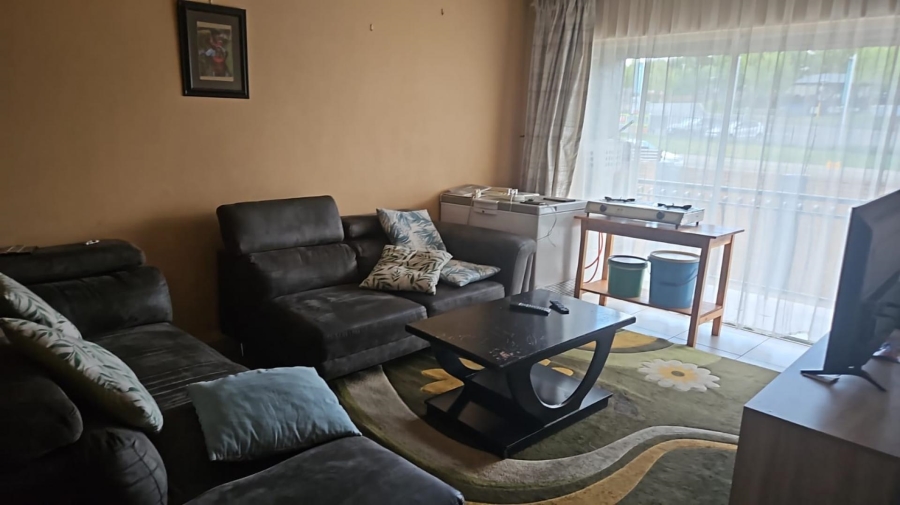 2 Bedroom Property for Sale in Birchleigh Gauteng