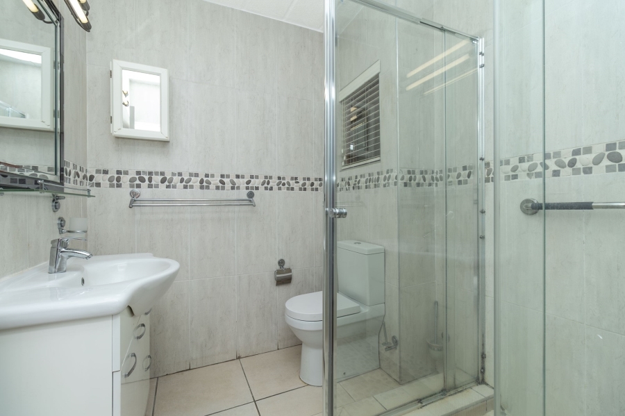 2 Bedroom Property for Sale in Northcliff Gauteng