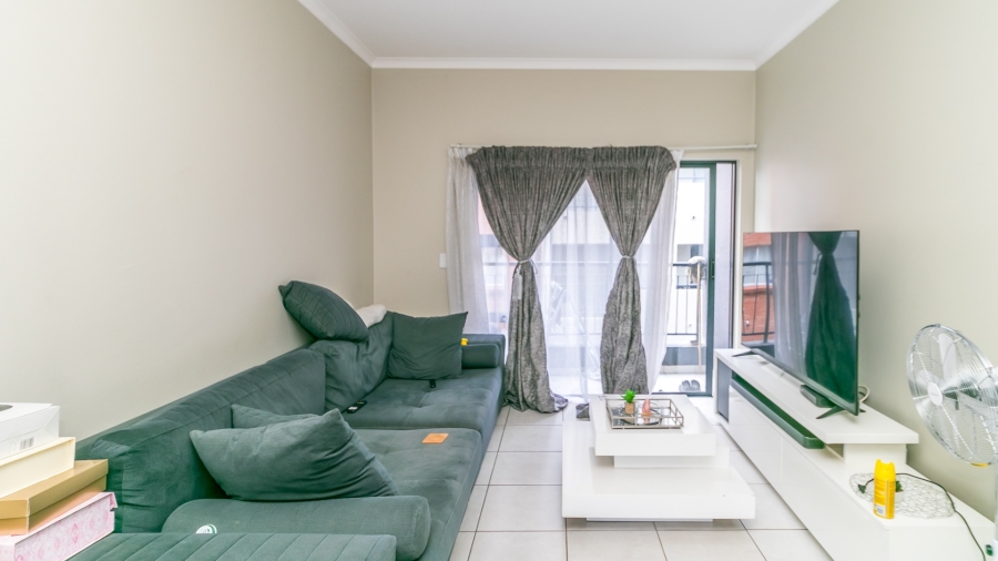 2 Bedroom Property for Sale in Grand Central Gauteng