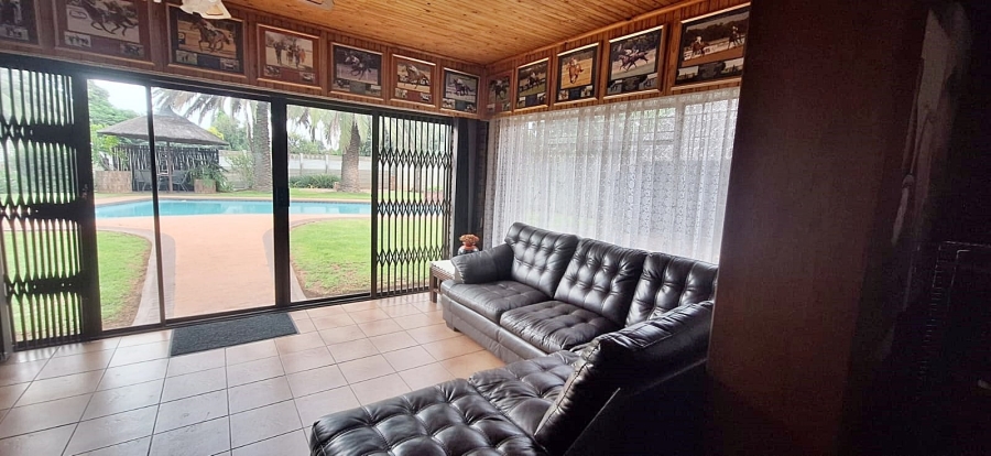 3 Bedroom Property for Sale in Vanderbijlpark SE 2 Gauteng