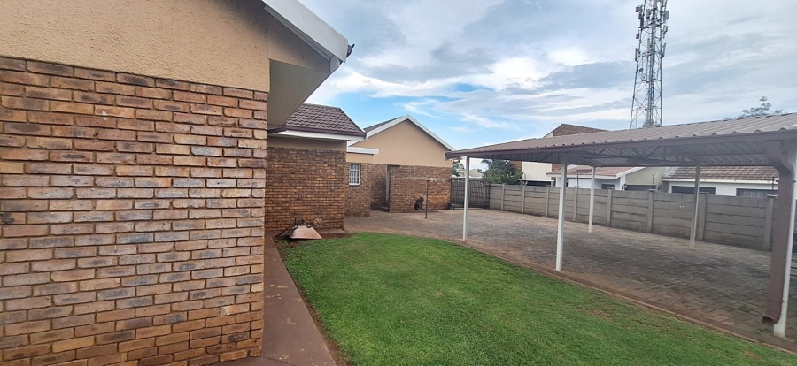 3 Bedroom Property for Sale in Vanderbijlpark SE 2 Gauteng