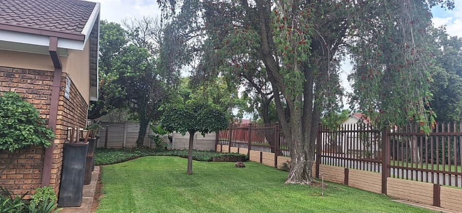 3 Bedroom Property for Sale in Vanderbijlpark SE 2 Gauteng