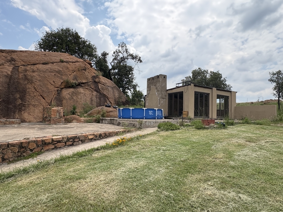 2 Bedroom Property for Sale in Zusterstroom AH Gauteng
