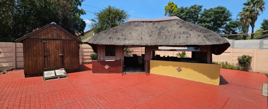 4 Bedroom Property for Sale in Brackendowns Gauteng