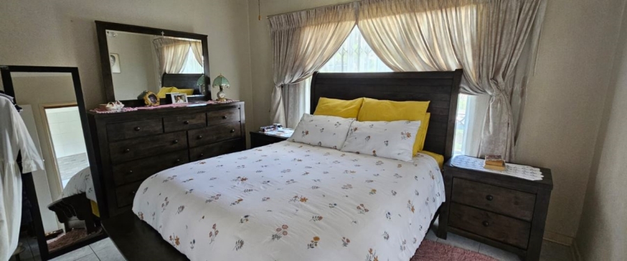 4 Bedroom Property for Sale in Brackendowns Gauteng