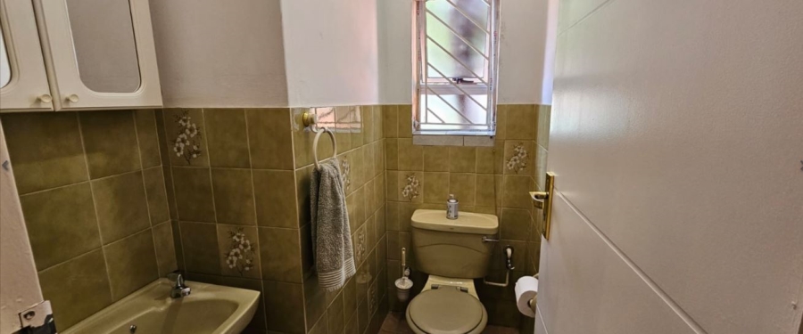 4 Bedroom Property for Sale in Brackendowns Gauteng