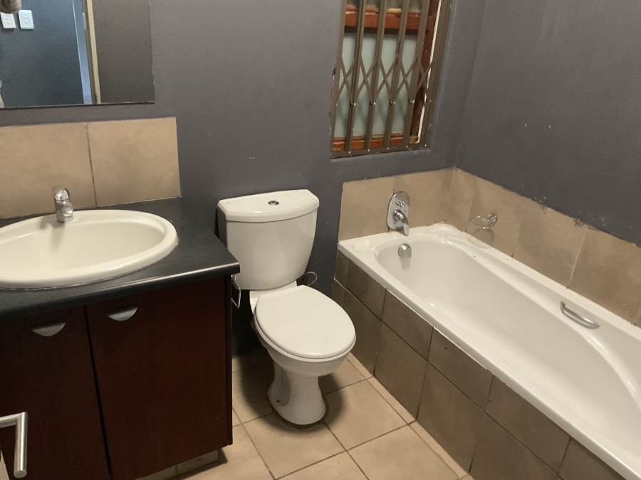 2 Bedroom Property for Sale in Carlswald Gauteng