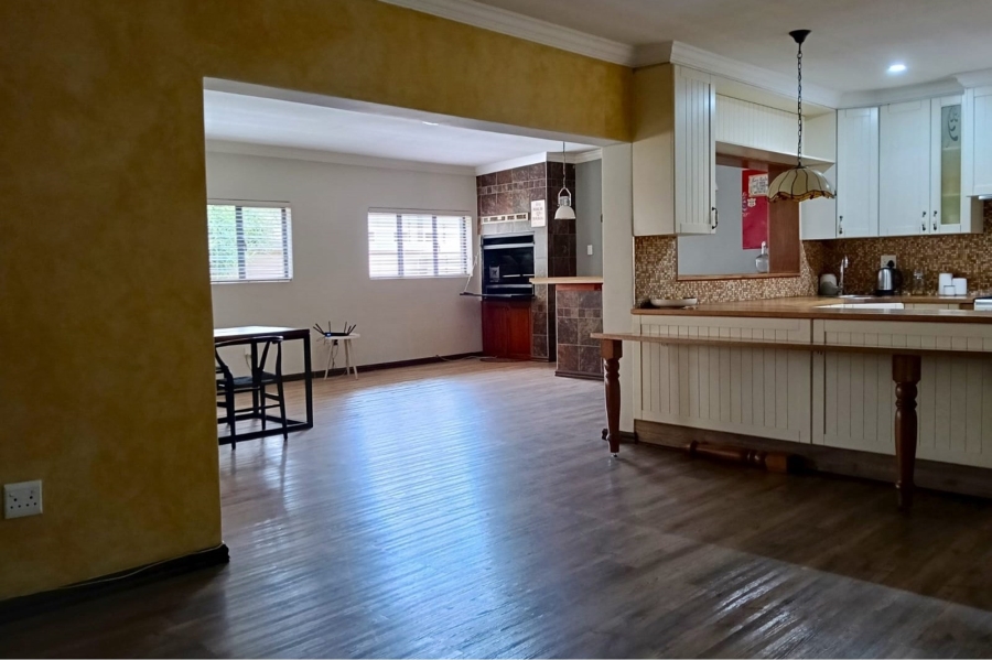 3 Bedroom Property for Sale in Raslouw Manor Gauteng