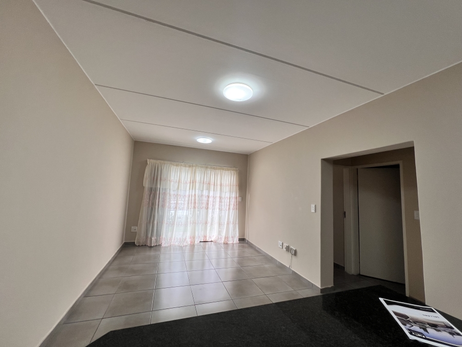 To Let 2 Bedroom Property for Rent in Waterfall Ridge Gauteng