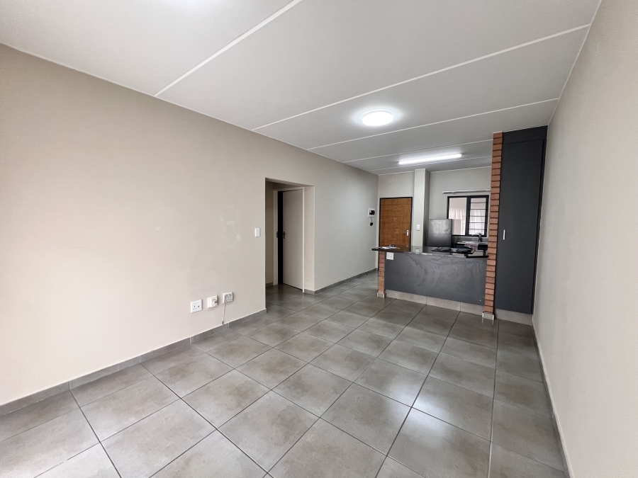 To Let 2 Bedroom Property for Rent in Waterfall Ridge Gauteng