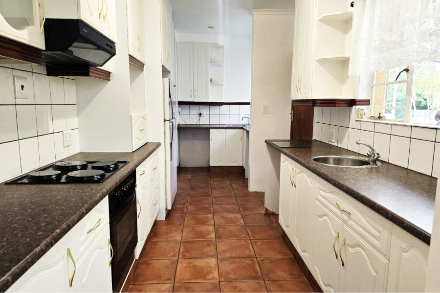 4 Bedroom Property for Sale in Van Riebeeck Park Gauteng