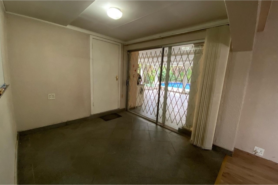 4 Bedroom Property for Sale in Van Riebeeck Park Gauteng