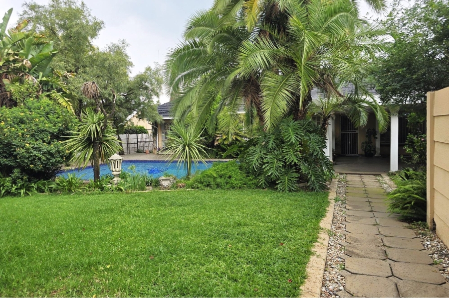 4 Bedroom Property for Sale in Van Riebeeck Park Gauteng