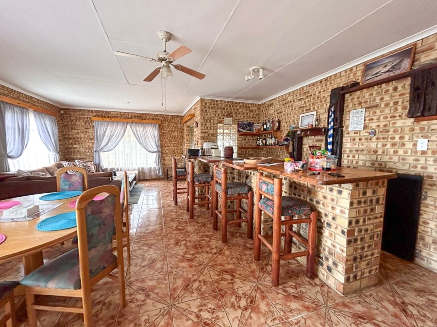 3 Bedroom Property for Sale in Vaaloewer Gauteng