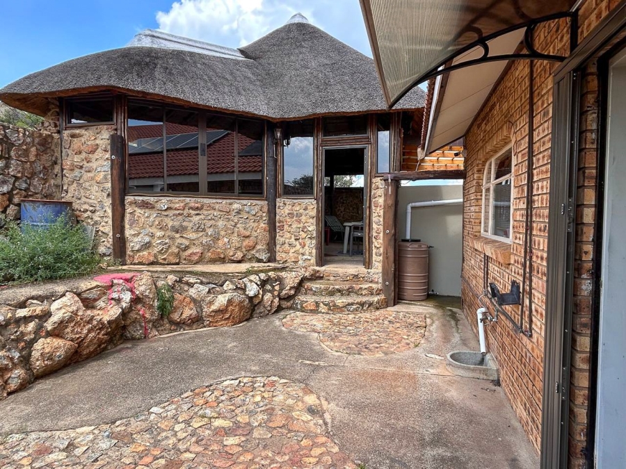 3 Bedroom Property for Sale in Vaaloewer Gauteng
